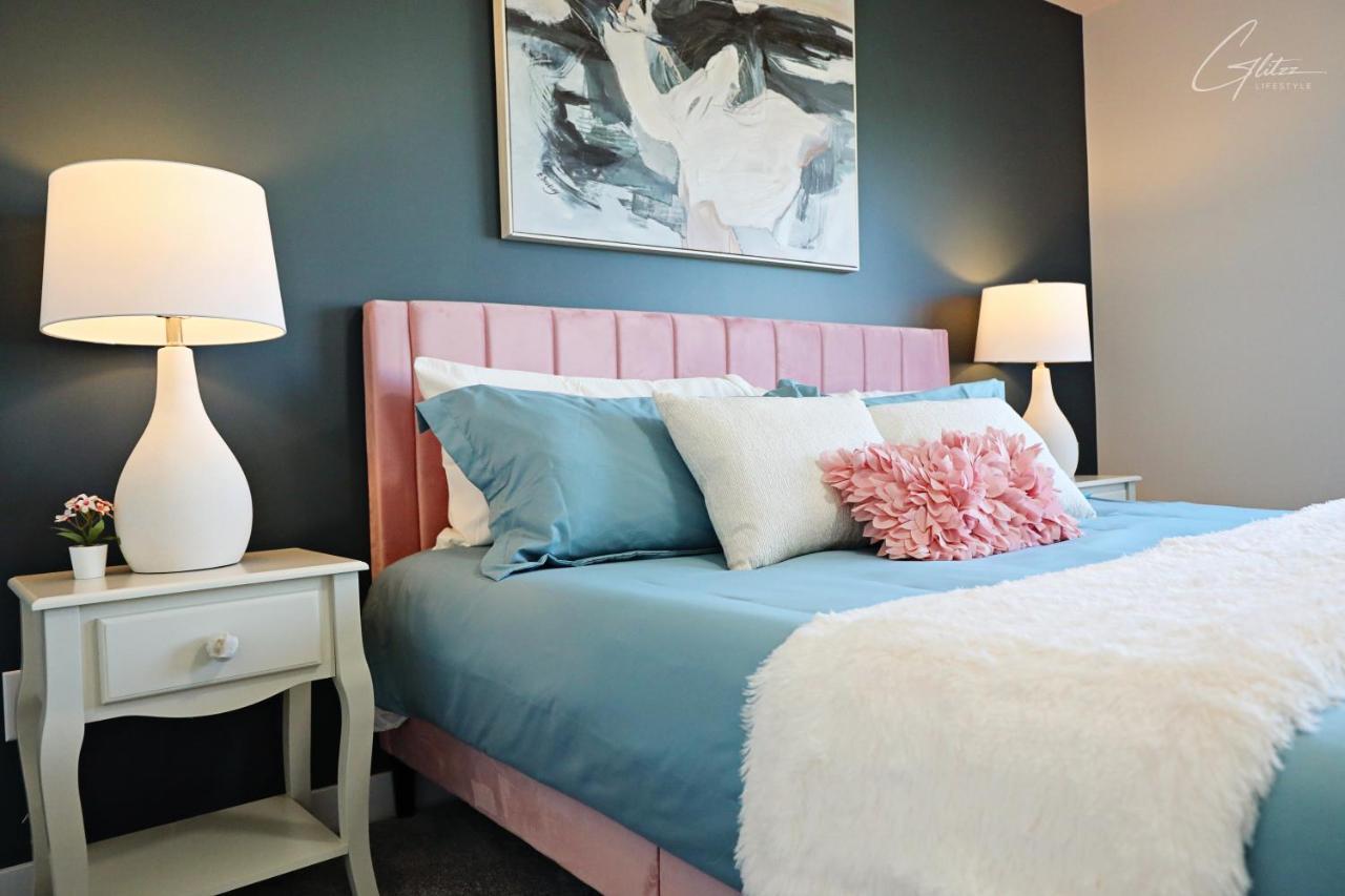 Beautiful 3 King Beds,Garage,Airport,Disney+ Edmonton Exterior foto