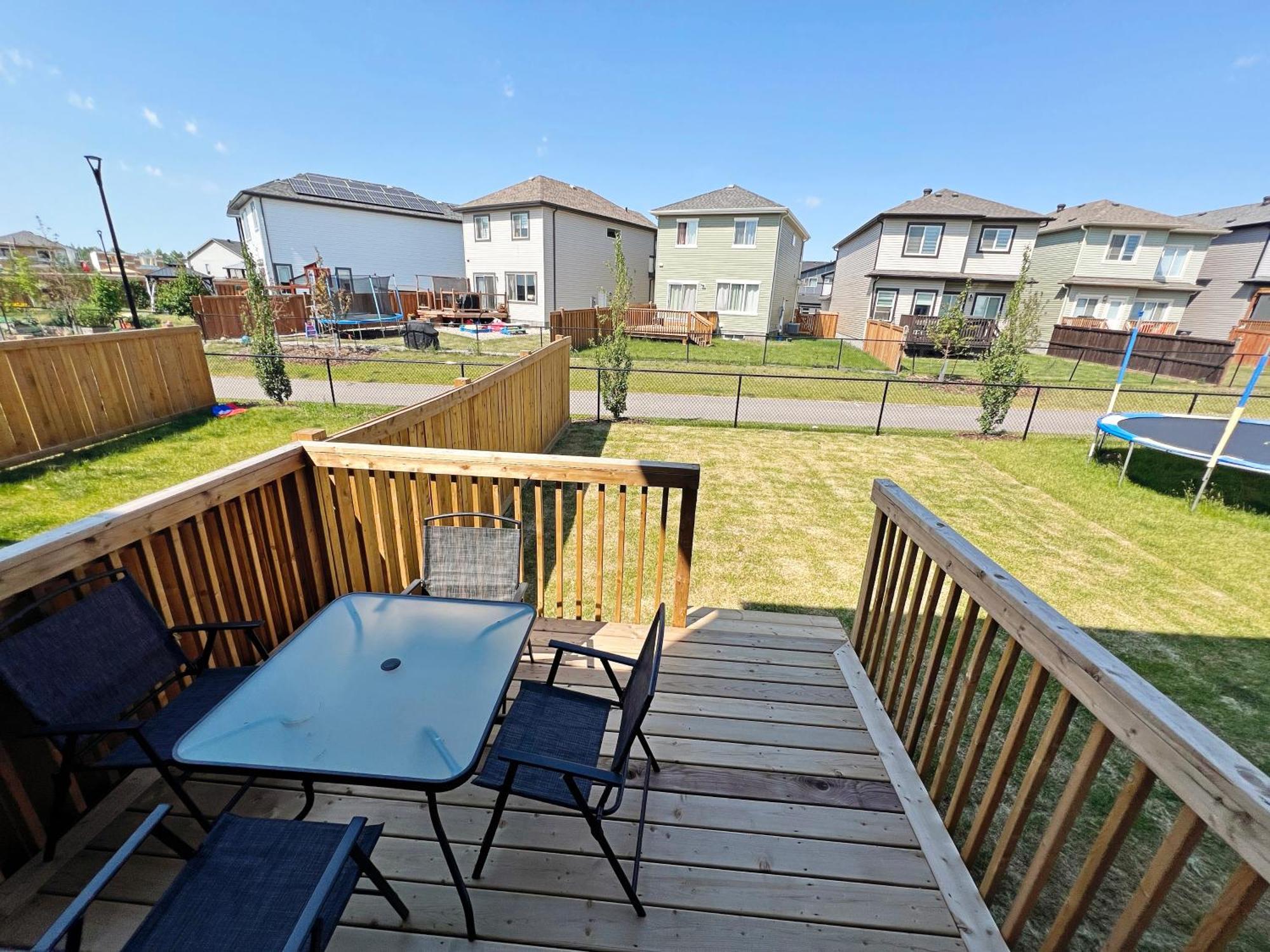 Beautiful 3 King Beds,Garage,Airport,Disney+ Edmonton Exterior foto
