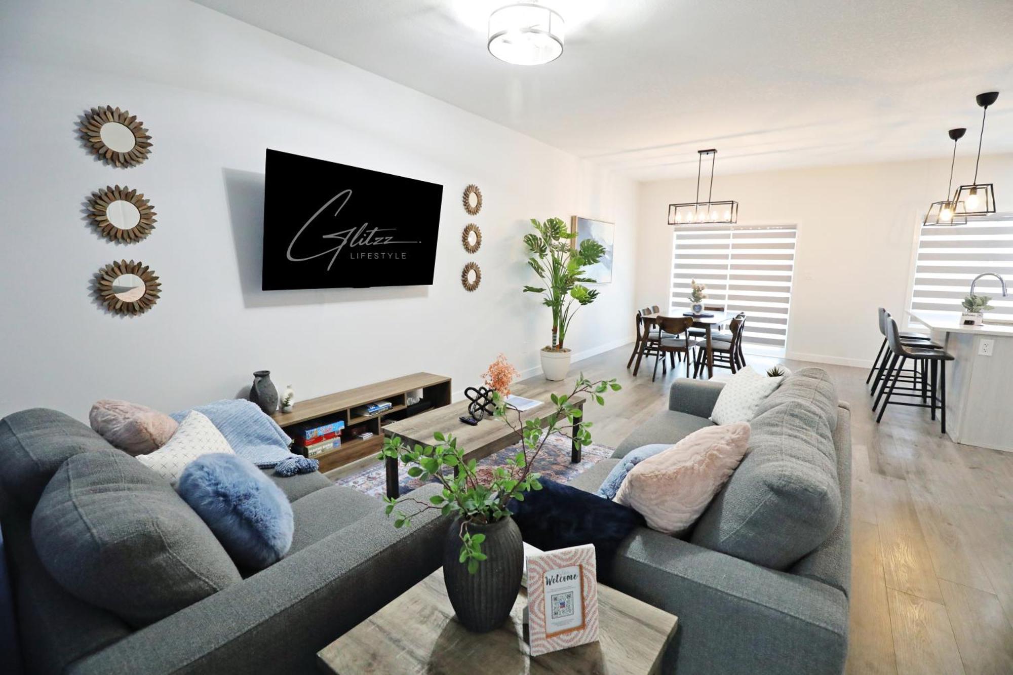 Beautiful 3 King Beds,Garage,Airport,Disney+ Edmonton Exterior foto
